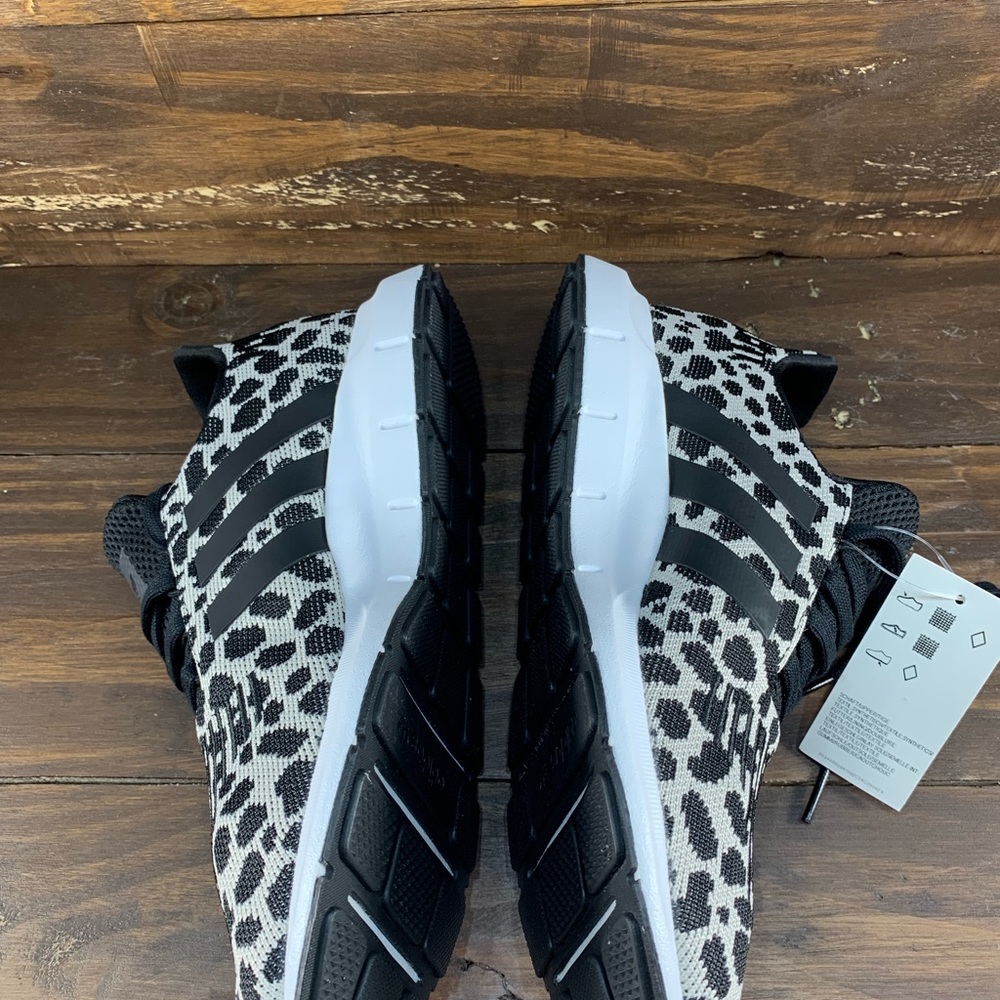Adidas Swift Run Women’s Shoes - Picture 5 of 7